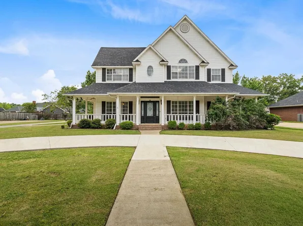 7005 Forest Oak Dr, Texarkana, AR 71854