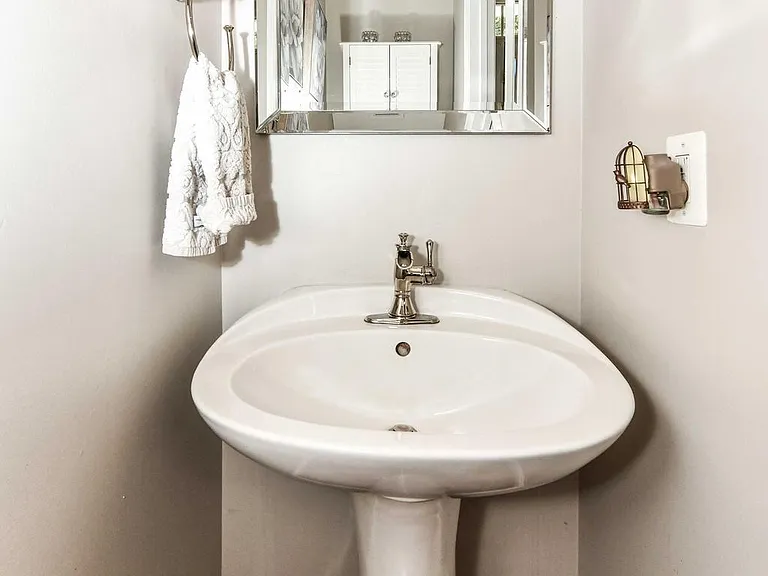 14104 Flicker Ct — Photo 16
