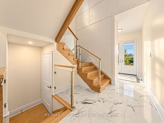 5th image of 1199 Queens Plate Rd E