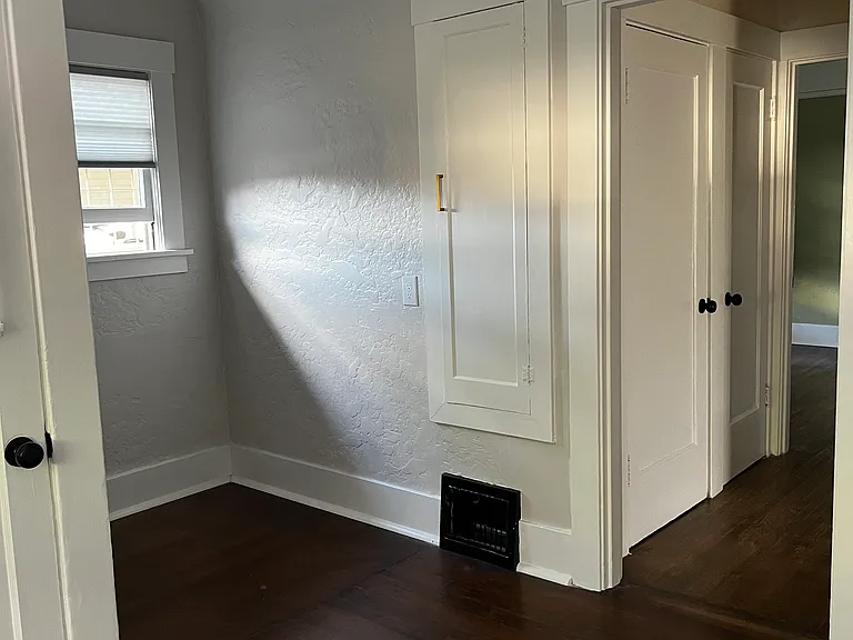 858 NE Killingsworth Ct — Photo 14