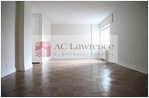 1st image of 215 E 71st St