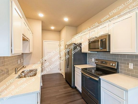 5th image of 2038 NW Northwood Ln