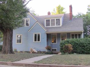 122 E Clark Ave, Augusta, KS 67010