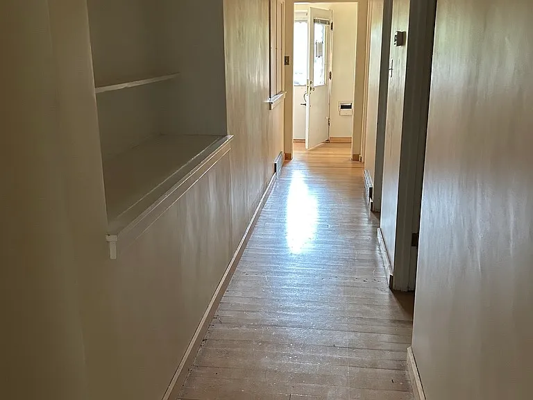 810 S Washington St — Photo 8