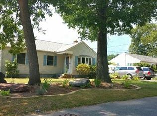 130 Spear Rd, Springfield, MA 01119