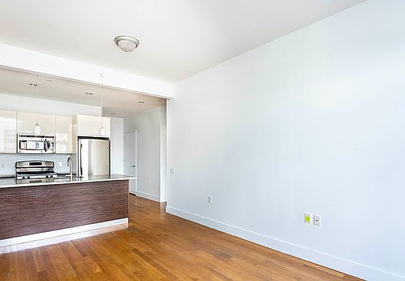 2nd image of 836 Bergen St APT 413