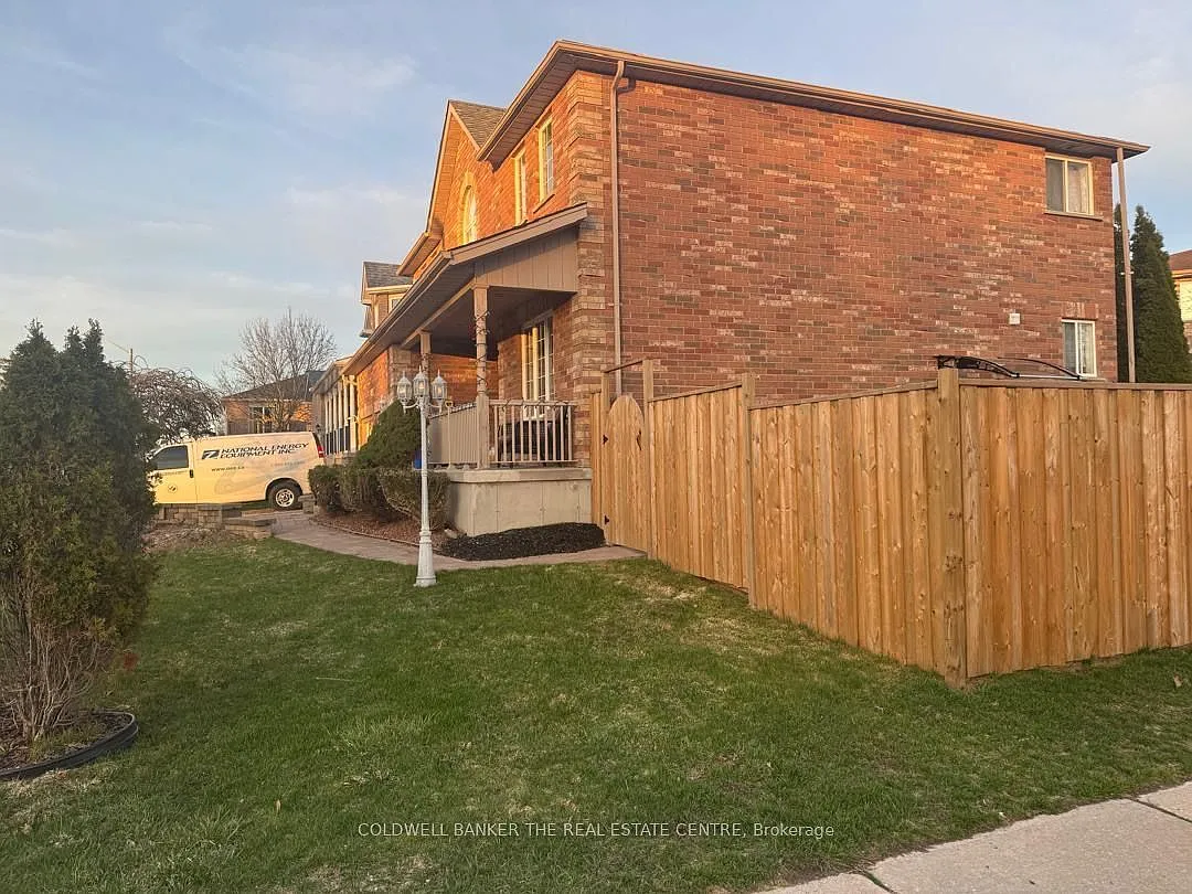 4 bed, $2,600 — Photo 3