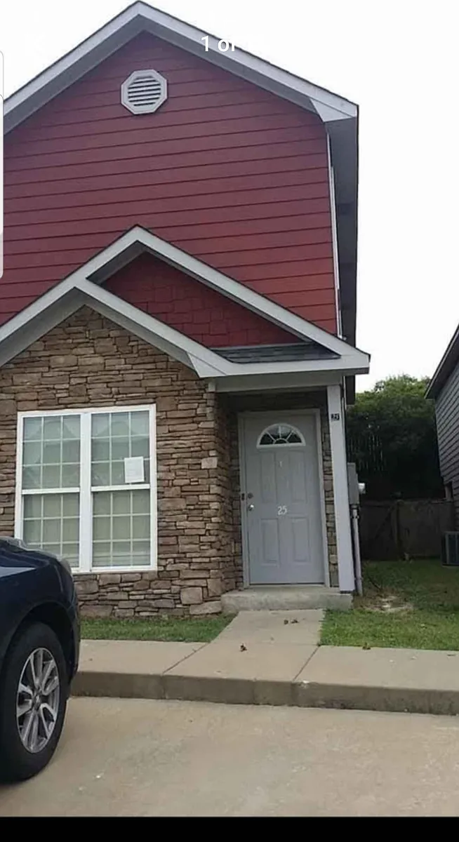 Building Photo - 25 Arbor Cove Dr