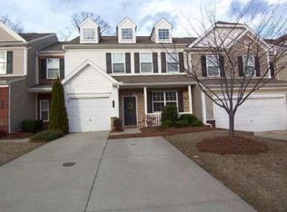 555 Windstone Trl, Alpharetta, GA 30004