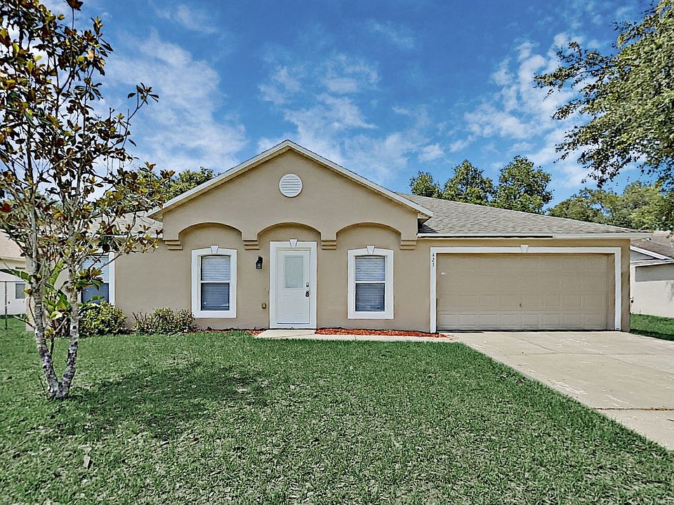 1st image of 423 Magpie Ct