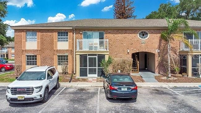 1st image of 550 FLEMMING WAY #100