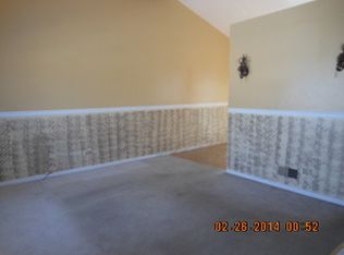 1901 Edgewood Rd, Waukegan, IL 60087