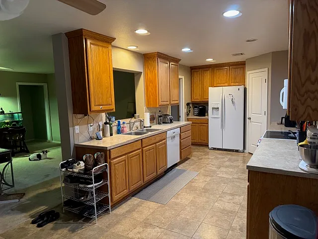 5215 W 4th Ave — Photo 3