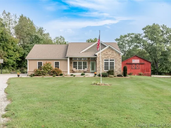 10225 S Marshall Way, Pekin, IN 47165