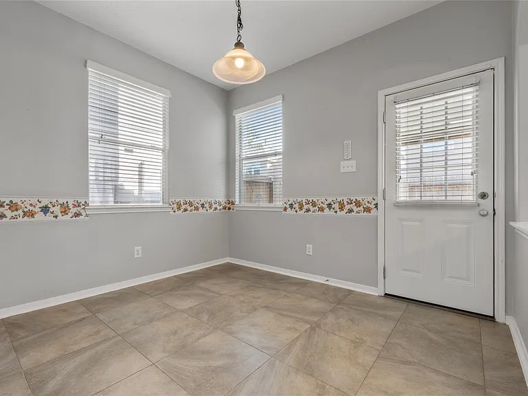 6354 Wilshire Rdg — Photo 10