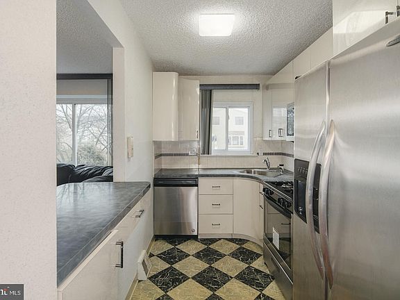 4th image of 1528 Marcy Pl #A