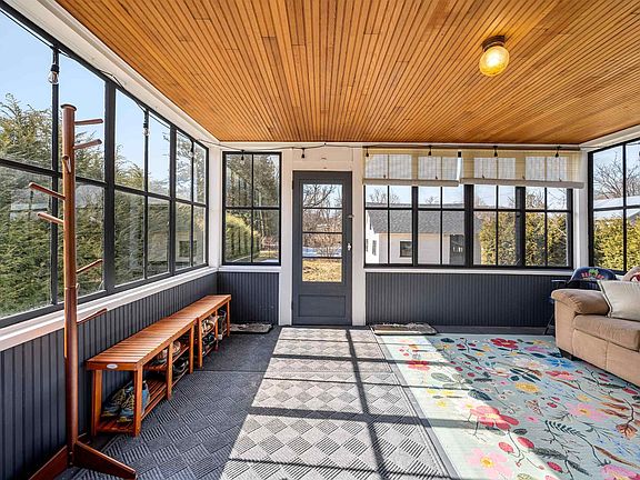 5th image of 24 Sterling Hill Road