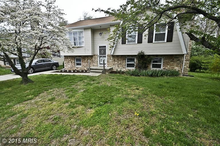 1st image of 1011 Kensington Way