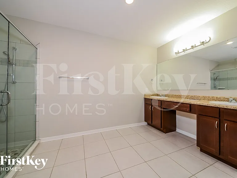 3911 Willow Walk Dr — Photo 9