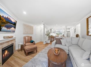 25025 SE Klahanie Boulevard #K101, Sammamish, WA