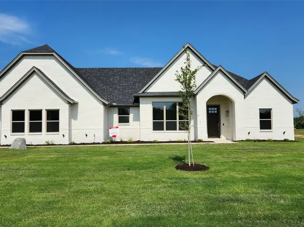 3000 Debbie Dr, Weatherford, TX 76087