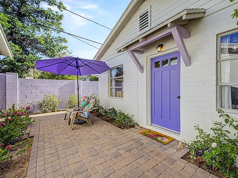 335 W Georgia Ave — Photo 1