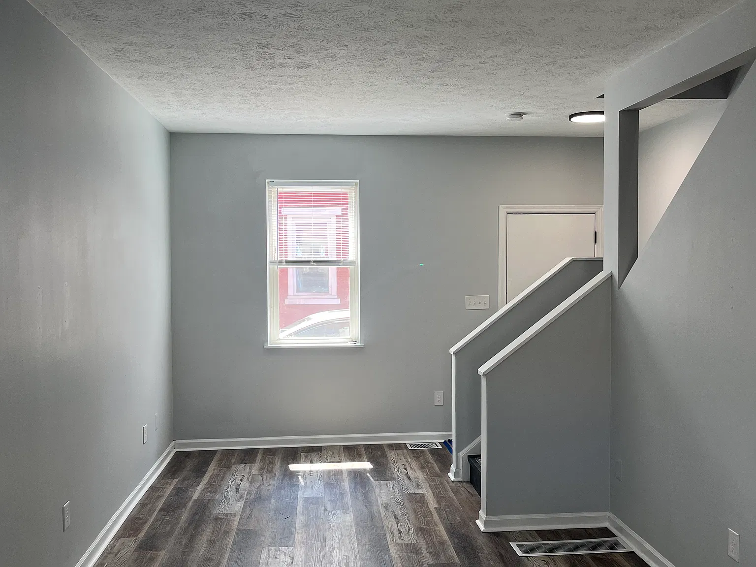 3 bed, 1275 sqft, $1,495 — Photo 3
