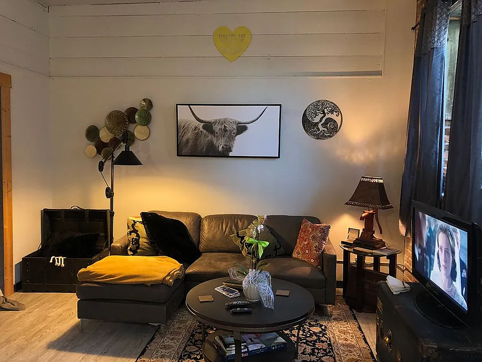 Main Livingroom