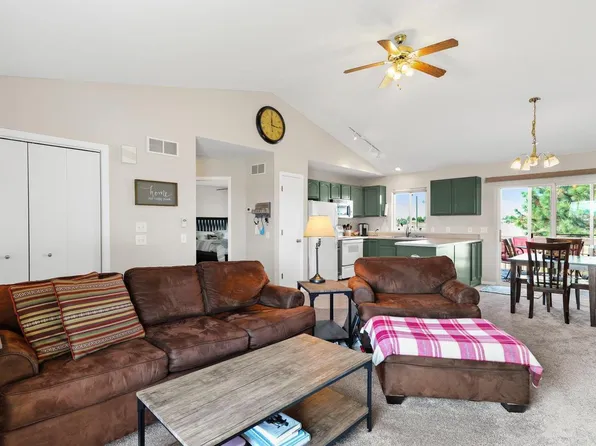 2105 Nighthawk Lane, Sauk City, WI 53583