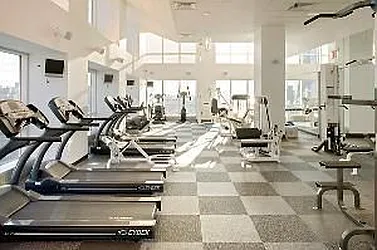 Rented by R New York