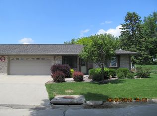 303 Maple St, Monona, IA 52159