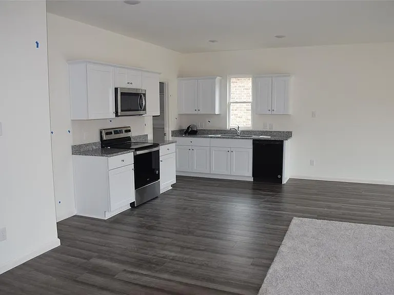 701 Cherry Blossom St — Photo 5