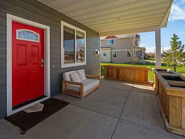 1604 Drummond Blvd — Photo 4