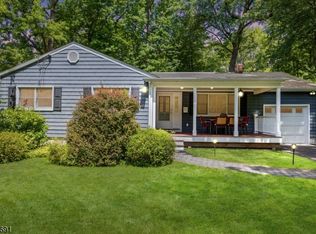 93 Cromwell Ct, Berkeley Heights, NJ 07922