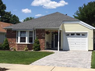 3 Bell Wood Ct, Barnegat, NJ 08005