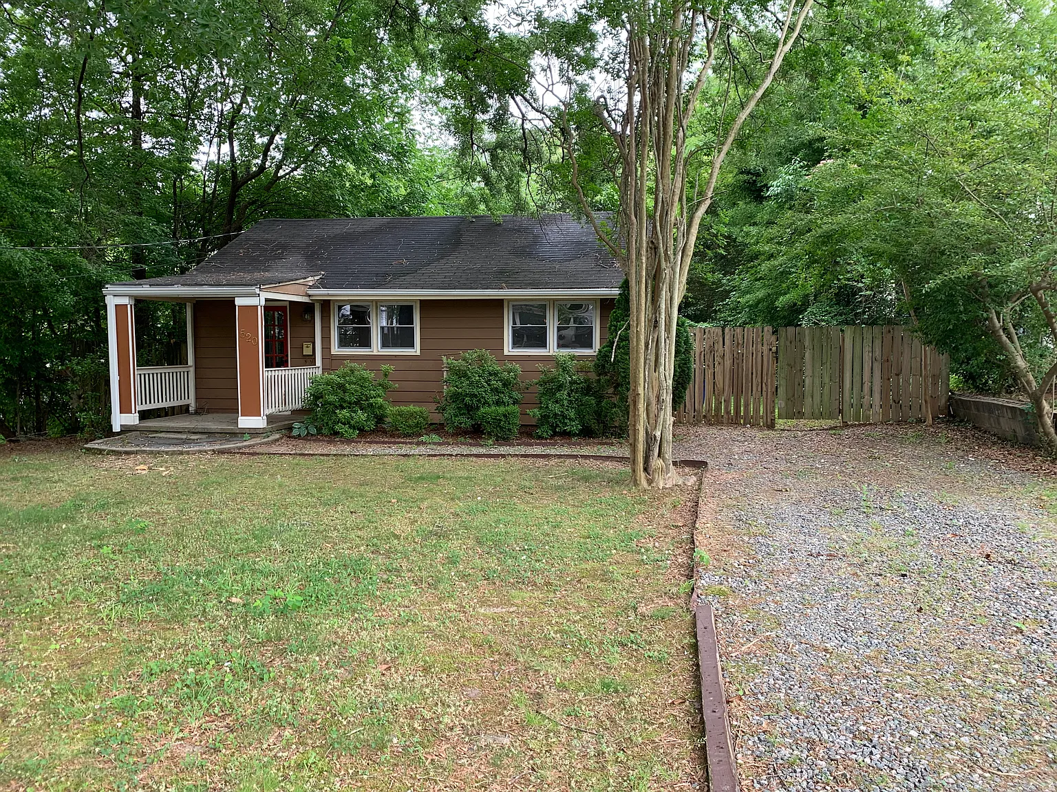 2 bed, 630 sqft, $2,000 — Photo 3