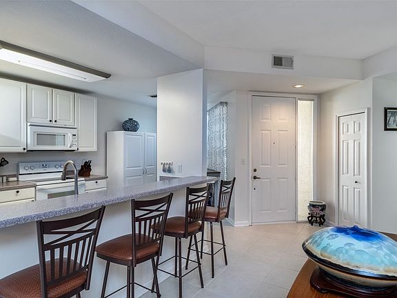 3rd image of 1408 Carnoustie Ct