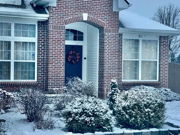 811 Bristle Lake Dr, Brownsburg, IN 46112