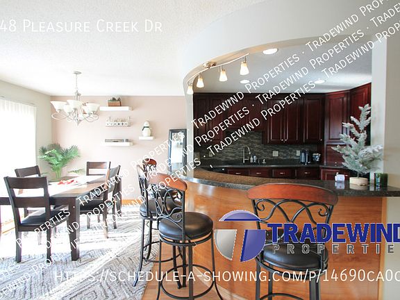 5th image of 448 Pleasure Creek Dr