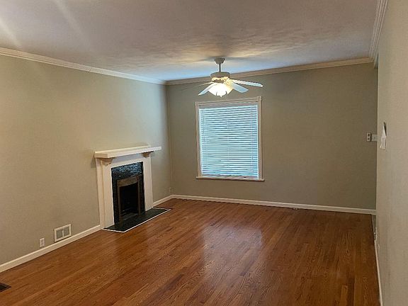 2nd image of 518 N Franklin St