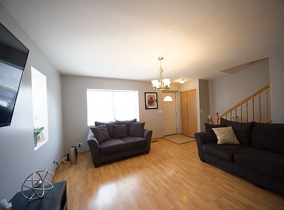 4th image of 1238 N Lawndale Ave