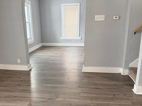 3rd image of 2026 Hawthorne St