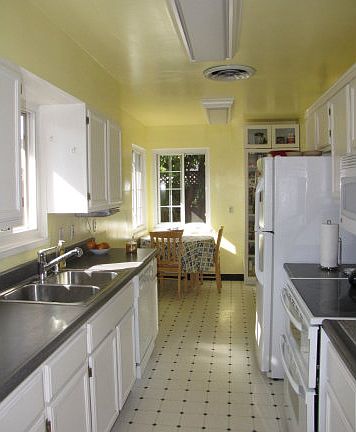 4th image of 1648 Los Padres Blvd