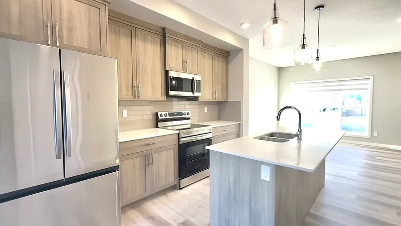 3 bed, 2.5 bath, 1500 sqft, $1,850 — Photo 2