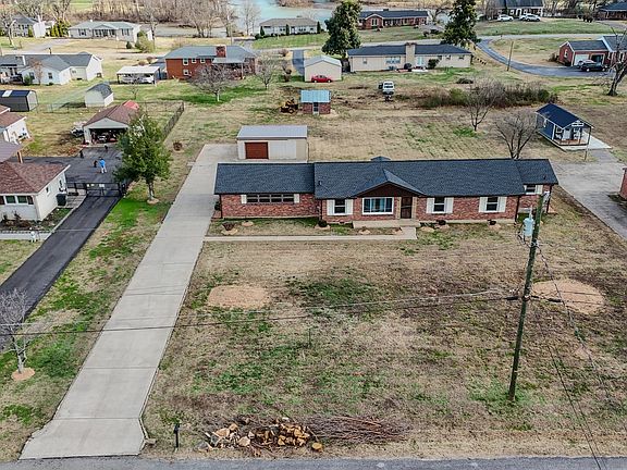 5th image of 189 Clearview Cir