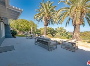 28819 Selfridge Dr, Malibu, CA 90265