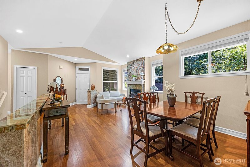 4th image of 2680 139th Avenue SE #66