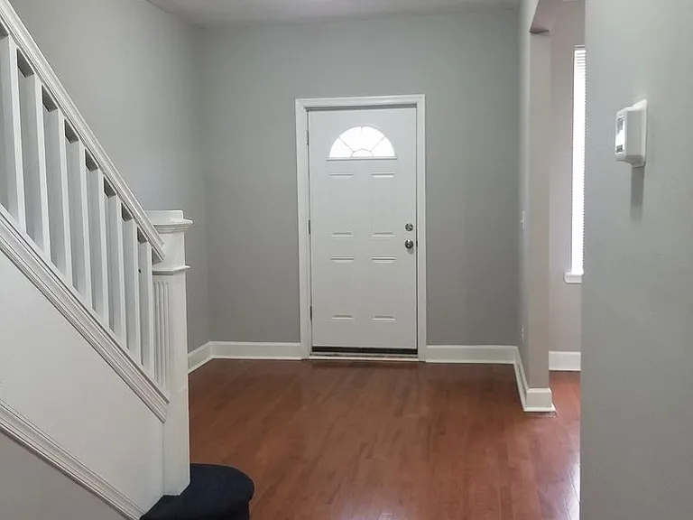 522 Lyndhurst St — Photo 8