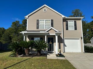 211 Old Carolina Dr, Goose Creek, SC 29445