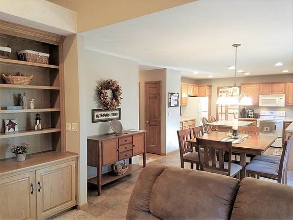 5th image of 2150 Cottonwood Dr